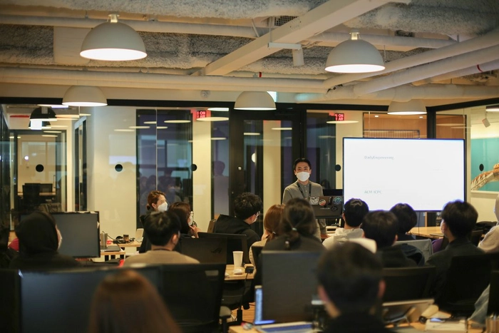 그레이스풀레인(위코드)-sales manager