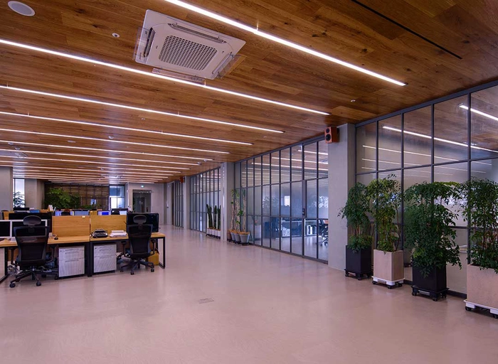 디홀릭커머스-글로벌 이커머스 그로스 마케터