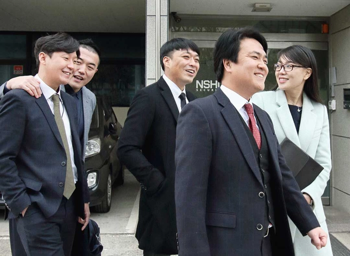 엔에스에이치씨(NSHC)-위협분석 연구소(ThreatRecon) 개발자