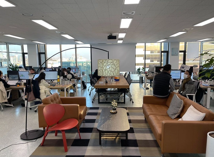 아카라라이프-Key Account Manager 5년~10년