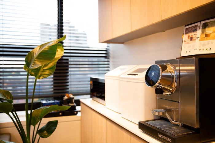 핫셀러-Python 백엔드 개발자(신입)