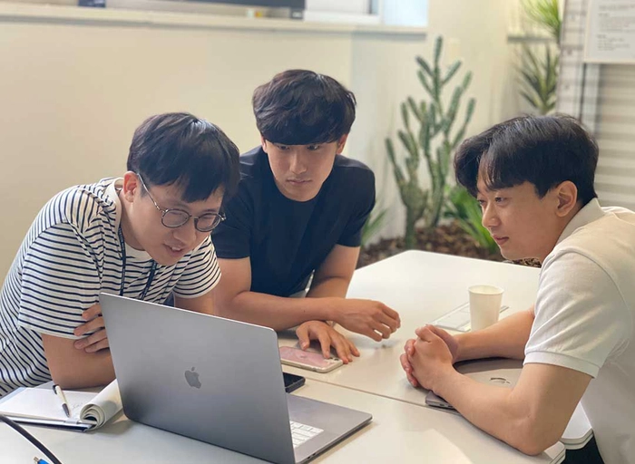 클레온-AI스타트업 (디지털휴먼) 재무담당자
