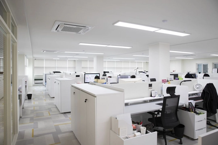 라이트브레인(Rightbrain)-GUI 시니어 디자이너