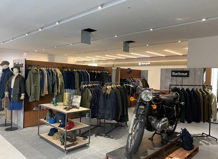 엔에이치인터내셔날-Barbour, Universal Works Korea 브랜드 마케터
