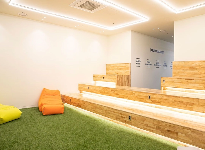 지지큐컴퍼니(GGQ Company Inc.)-롤(LOL) 코치