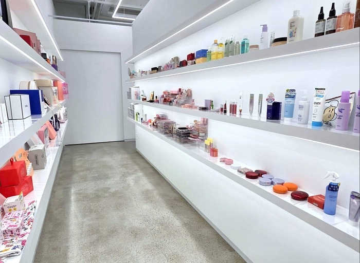 파우컴퍼니-[파우더룸] 글로벌 뷰티 마케팅 상품 기획 및 광고 비즈니스