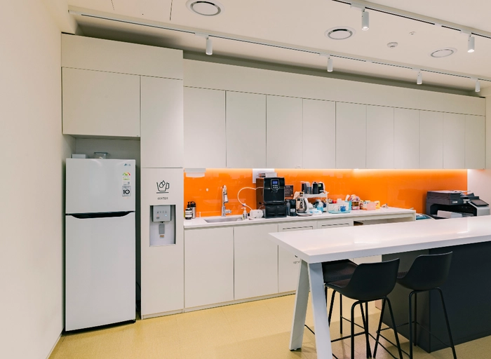 웰컴에프앤디-웰릭스에프앤아이대부 채무조정NPL투자팀