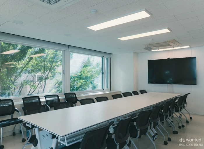 콜로세움코퍼레이션-데이터분석엔지니어 (Data Analytics Engineer)