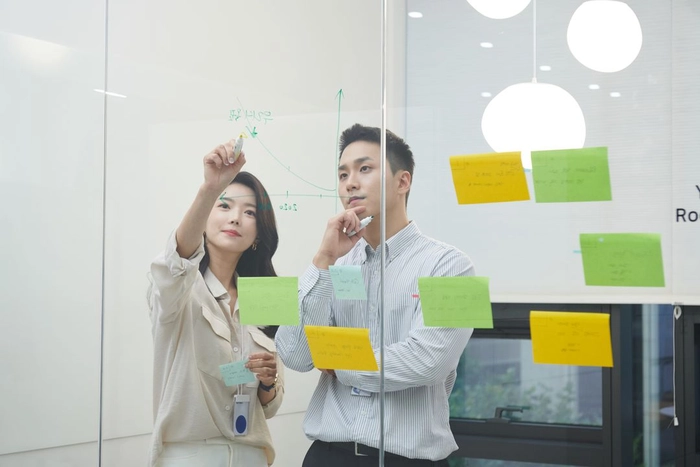 크로노웨이-온/오프라인 마케팅 리더