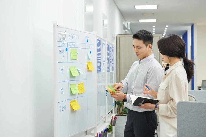 크로노웨이-온/오프라인 마케팅 리더