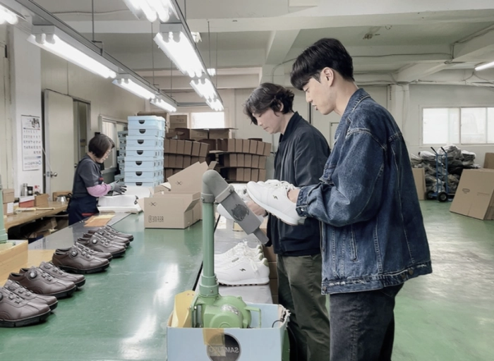 크리스틴컴퍼니-(서울)재무 담당자(3년 이상)