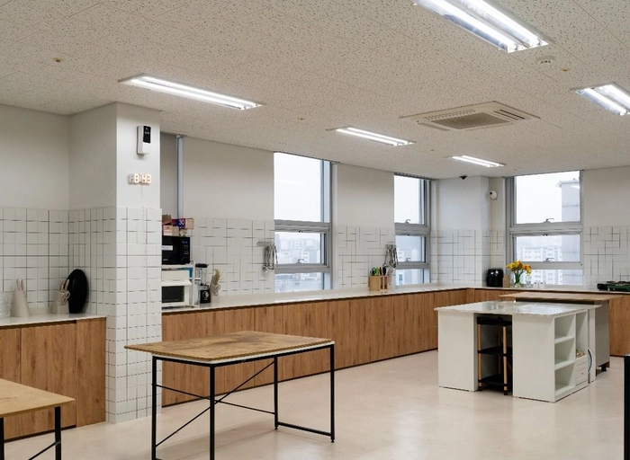 와이플로우-유통 영업 5년 이상