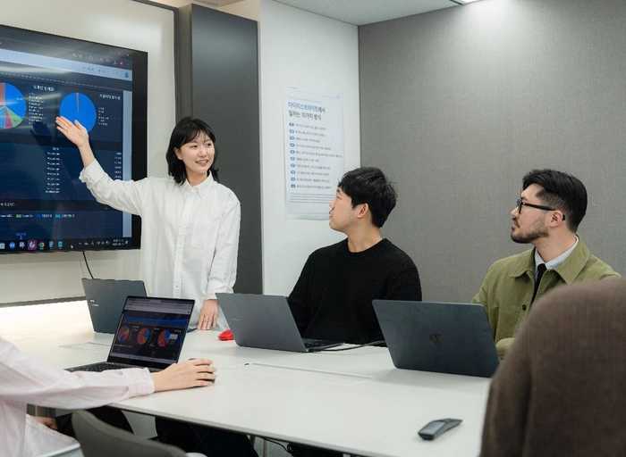 아이리스브라이트-광고 감독(연출자)