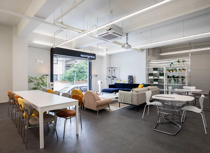 플로틱-제품 디자이너 (로봇 디자인)