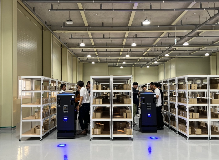 플로틱-제품 디자이너 (로봇 디자인)