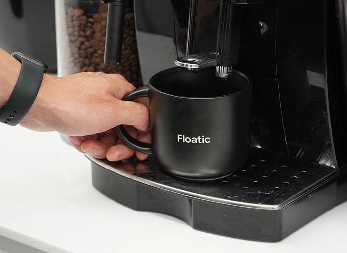 플로틱-제품 디자이너 (로봇 디자인)