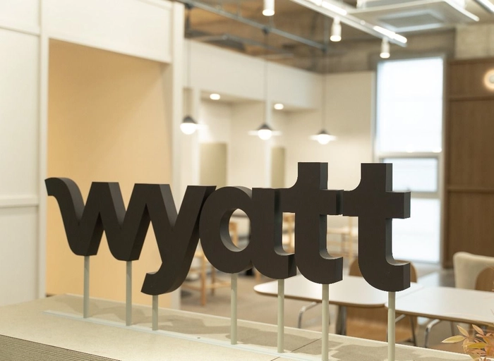 와이어트-채널 마케팅 담당자