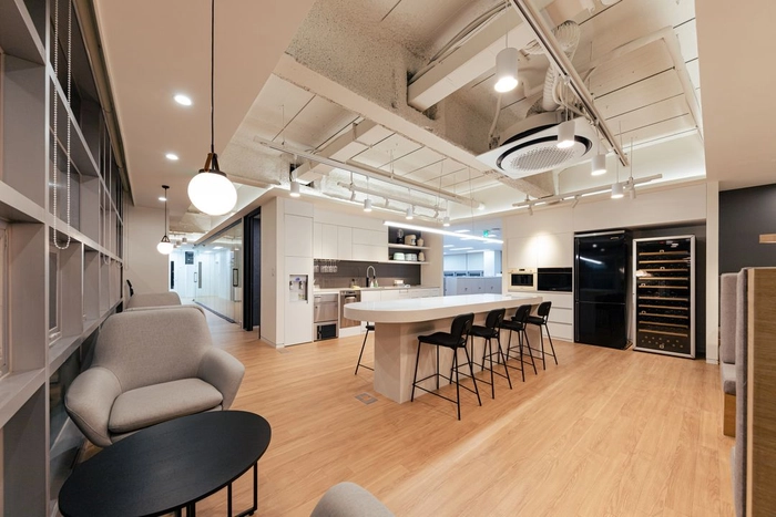 제이컬렉션-외근 A/S 엔지니어