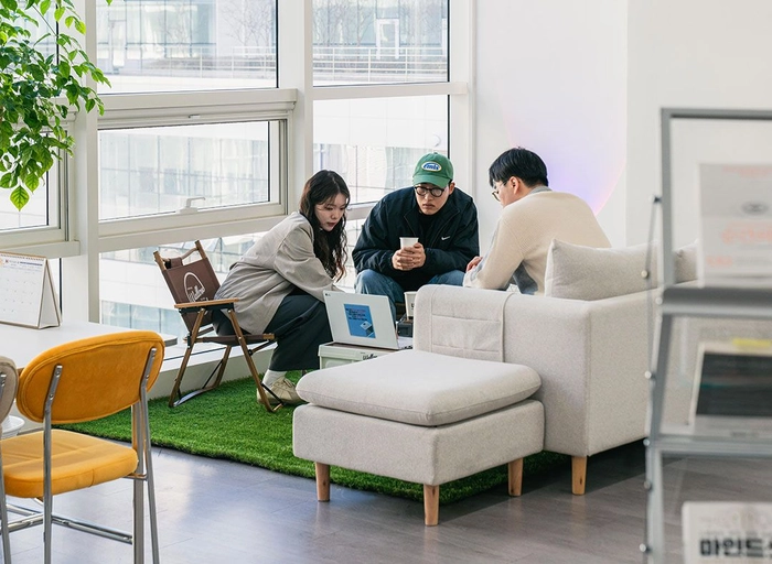 워로브라더스-웹(NextJS) 및 앱(React Native) 개발자