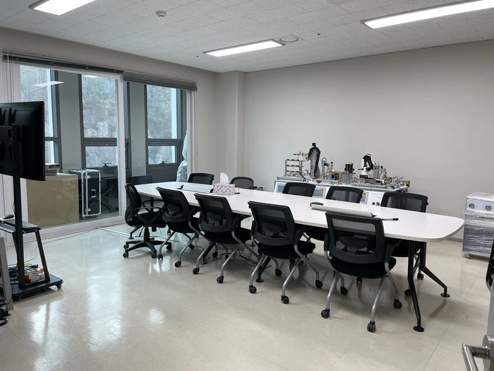 쿤텍-보안 솔루션 웹 디자인 & 프론트엔드 개발자