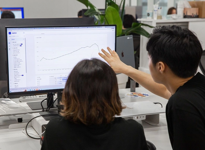 라플라스테크놀로지스-데이터 엔지니어 (Forward Deployed Data Engineer)