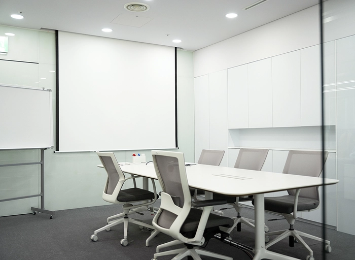 온브릭스-상품기획개발 MD (5년 이상)