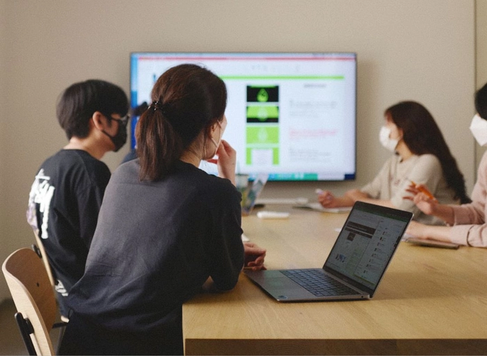 디파이(DFY)-[DFX] 그래픽 디자이너