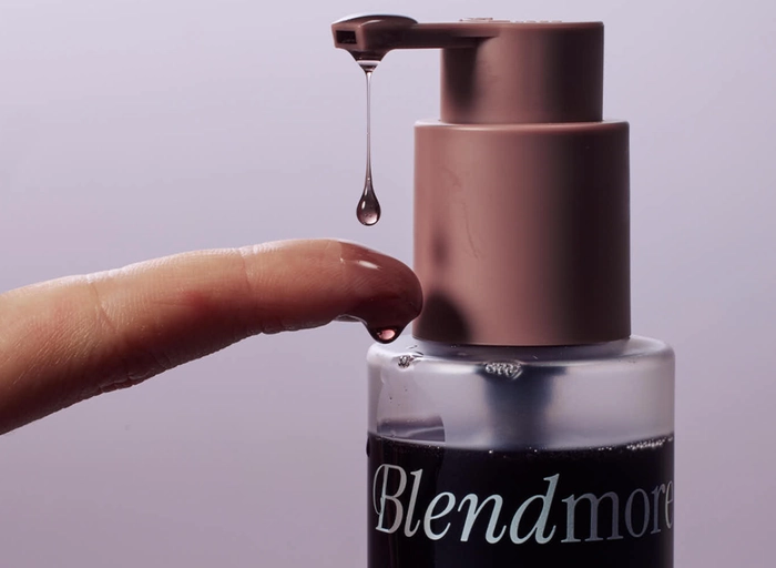 아워코퍼레이션-커머스 상품 기획 3년 이상