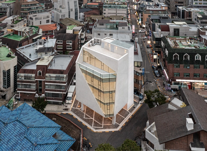 에이엠매니지먼트-해외 영업(영어) 매니저