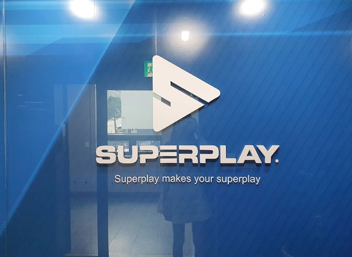 슈퍼플레이-[T1 BASE CAMP] PC방 매니저 (1년이상)