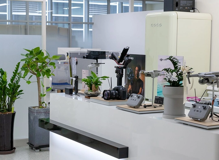 유앤아이티-온오프라인 홍보 책임