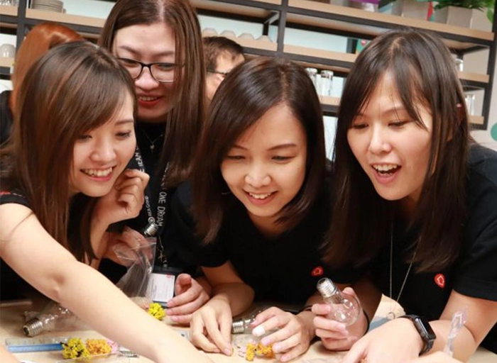 REA Group (Squarefoot.com.hk & SmartExpos.com)-Operations & Customer Experience Manager