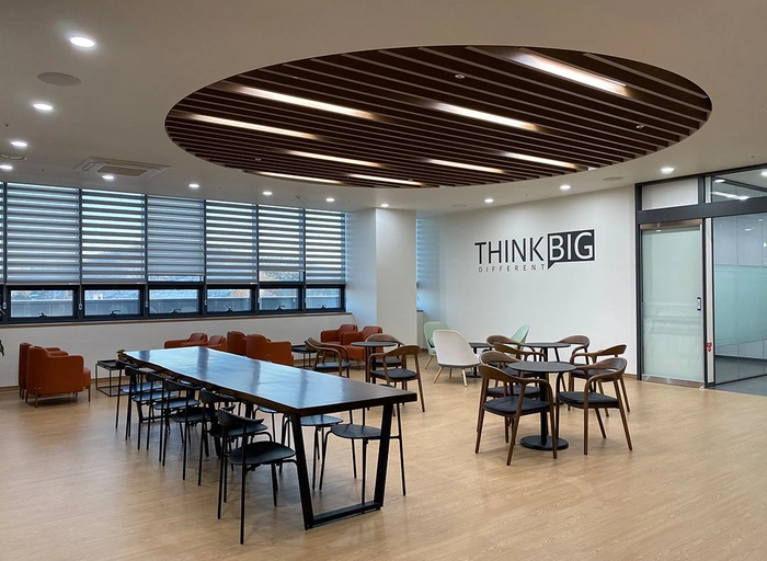 필옵틱스-반도체 장비 기구설계