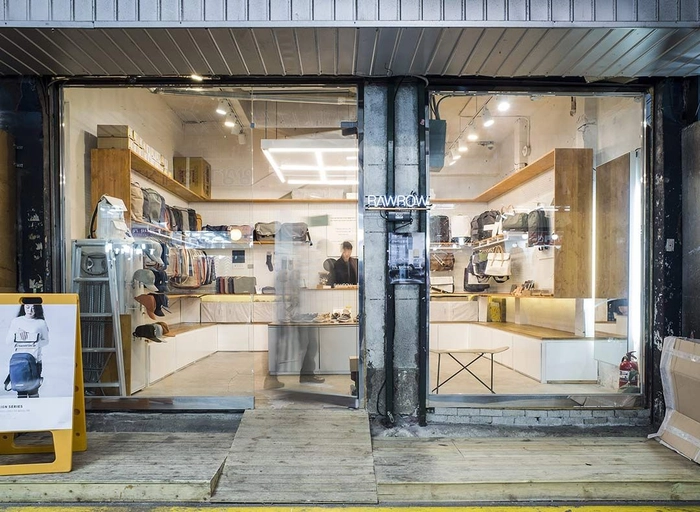 알씨씨-노티카 패션 디자이너