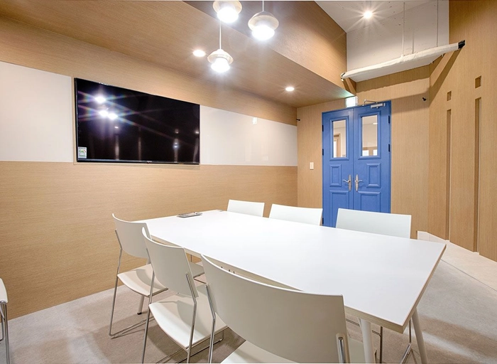 디스럽트-[인턴] 아마존 마케팅