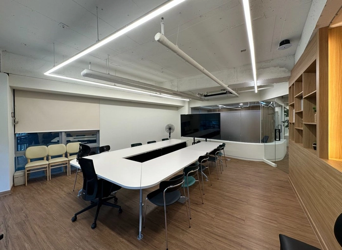 휴머스온-B2B Sales Manager
