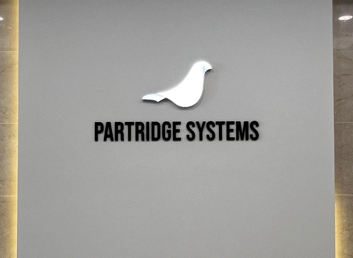 파트리지시스템즈-프론트엔드 개발 (AI 데이터분석 서비스) 2년 이상