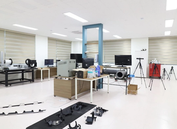 위드포인츠-HR 중심 인사총무 (3년이상)