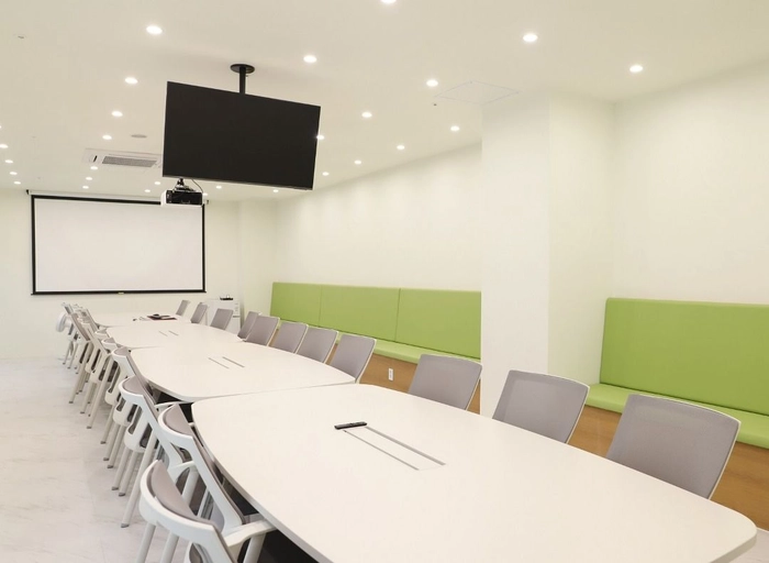 위드포인츠-HR 중심 인사총무 (3년이상)