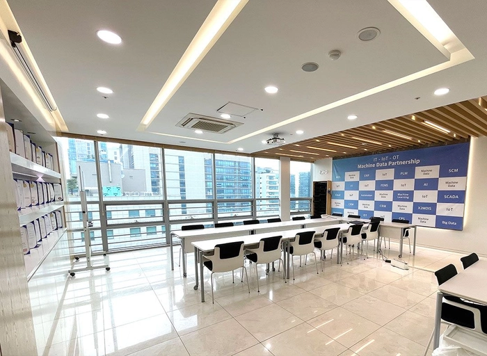 엣지크로스-AI, IoT 제품 기획 담당자(서비스/상품 기획, PO)