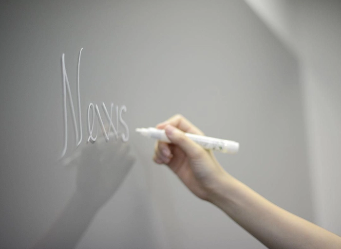 브릭-반도체 EES 프론트엔드 개발자