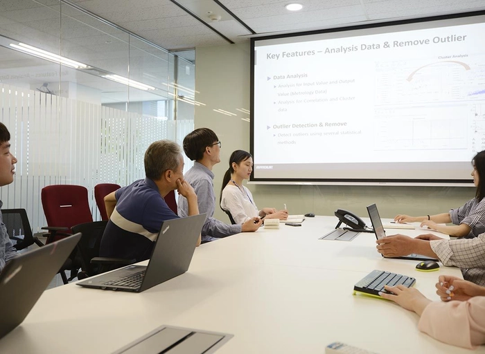 브릭-반도체 EES 프론트엔드 개발자