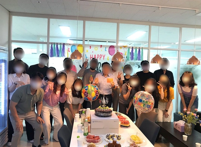 아뜨리앙-[클라르하임] 프리미엄 베딩 브랜드 이커머스 온라인 MD 3년 이상