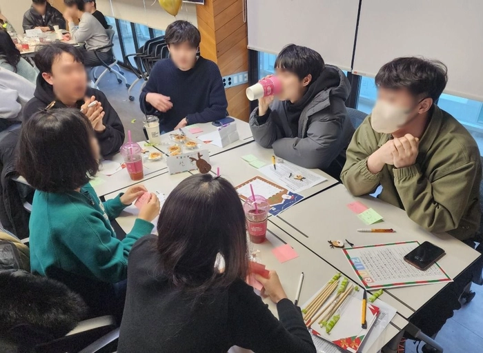 포스타입-커뮤니티 매니저