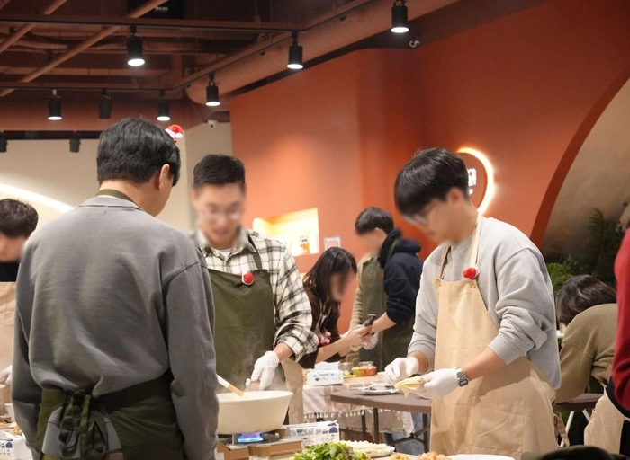 포스타입-커뮤니티 매니저