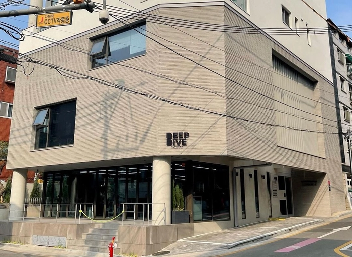 딥다이브컴퍼니-광고대행사 기획팀장(AE)