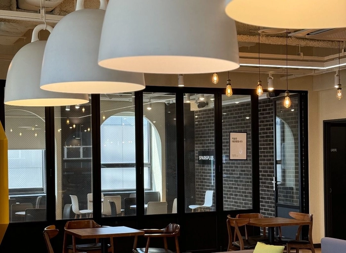 펄스애드-AI Operations Associate