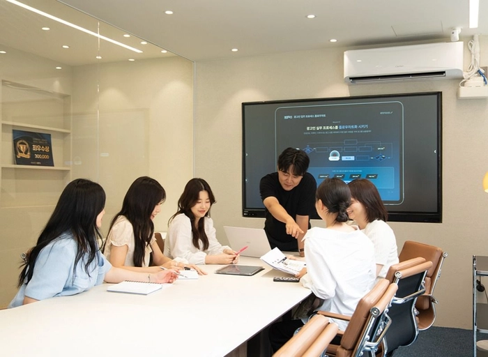 광고인-서비스 기획자 (구인구직&커뮤니티 파트)