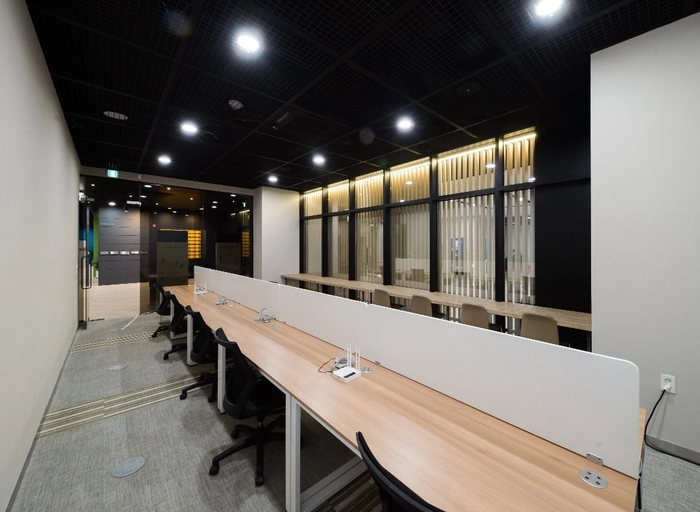 아날로그에이아이-시니어 회로설계엔지니어 (5년 이상)