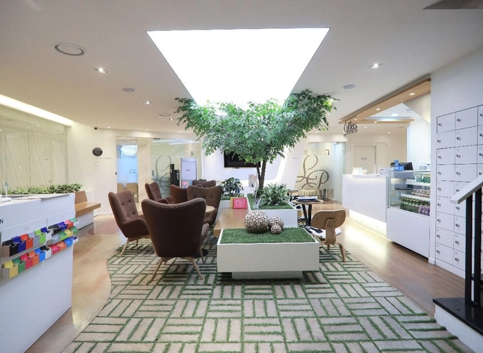 라힐스컴퍼니-[청담역/성형외과·피부과] AI 디지털 마케팅 PM